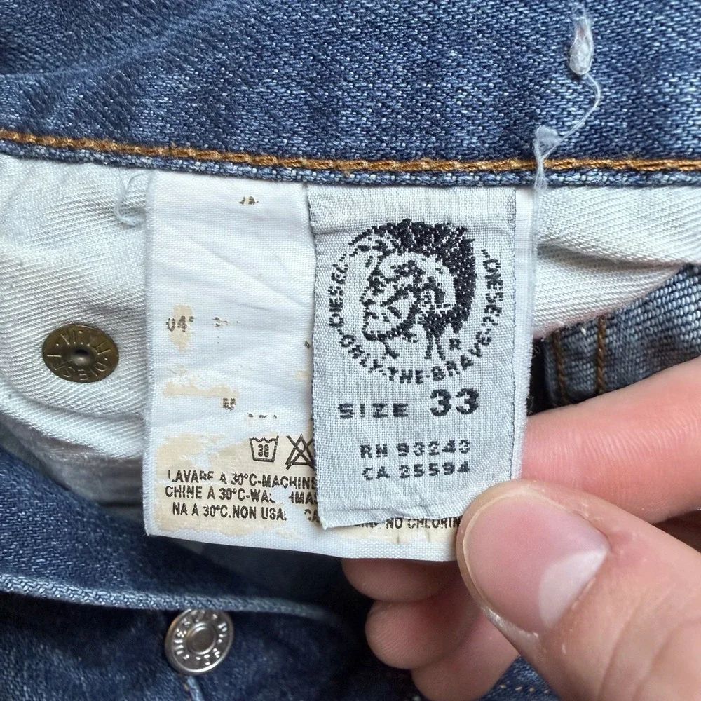 Diesel Jeans Men 30x24 Blue Regular Straight Leg Dirty Wash Denim (Tagged‎ 33)